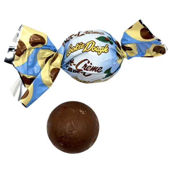 NÖT-CRÈME COOKIE DOUGH – SCHOKOLADENKUGELN MIT NUSSCREME-KEKSTEIG-FÜLLUNG