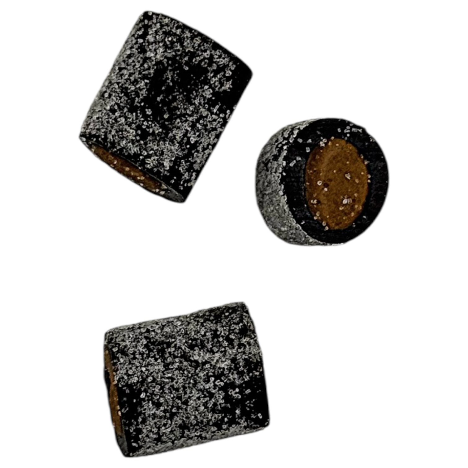 Porvoon Lakritsi Noitaputki - Salmiakgefüllte Lakritzstangen (zzgl. Versand • 19,50 € / 1kg)